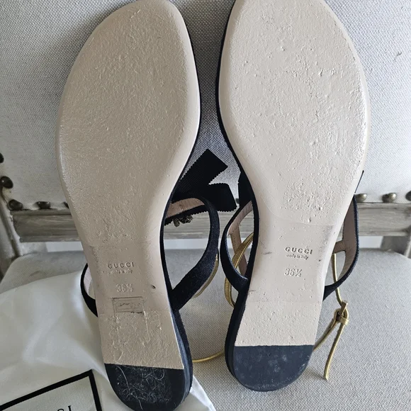 Gucci Women's Black and Gold Sandals - Picture 3 of 5